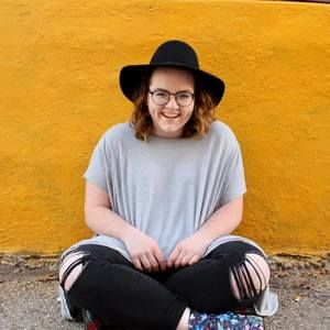 Meet your Posher, Abbie